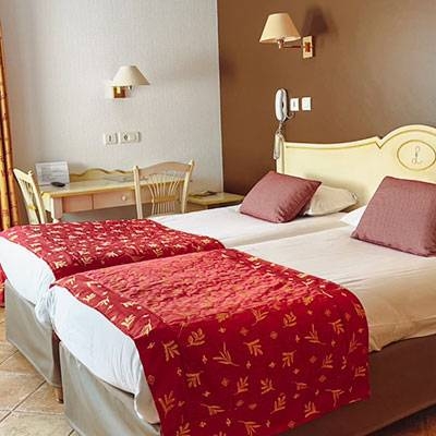 L'hôtel - L'étape Site Officiel - Hôtel Bouc Bel Air - meilleur resto BOUC-BEL-AIR