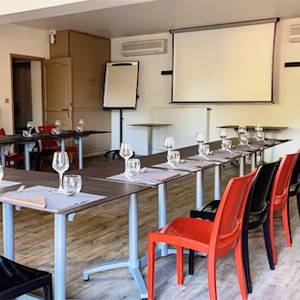 L'hôtel - L'étape Site Officiel - Hôtel Bouc Bel Air - Restaurant Bouc bel Air 13